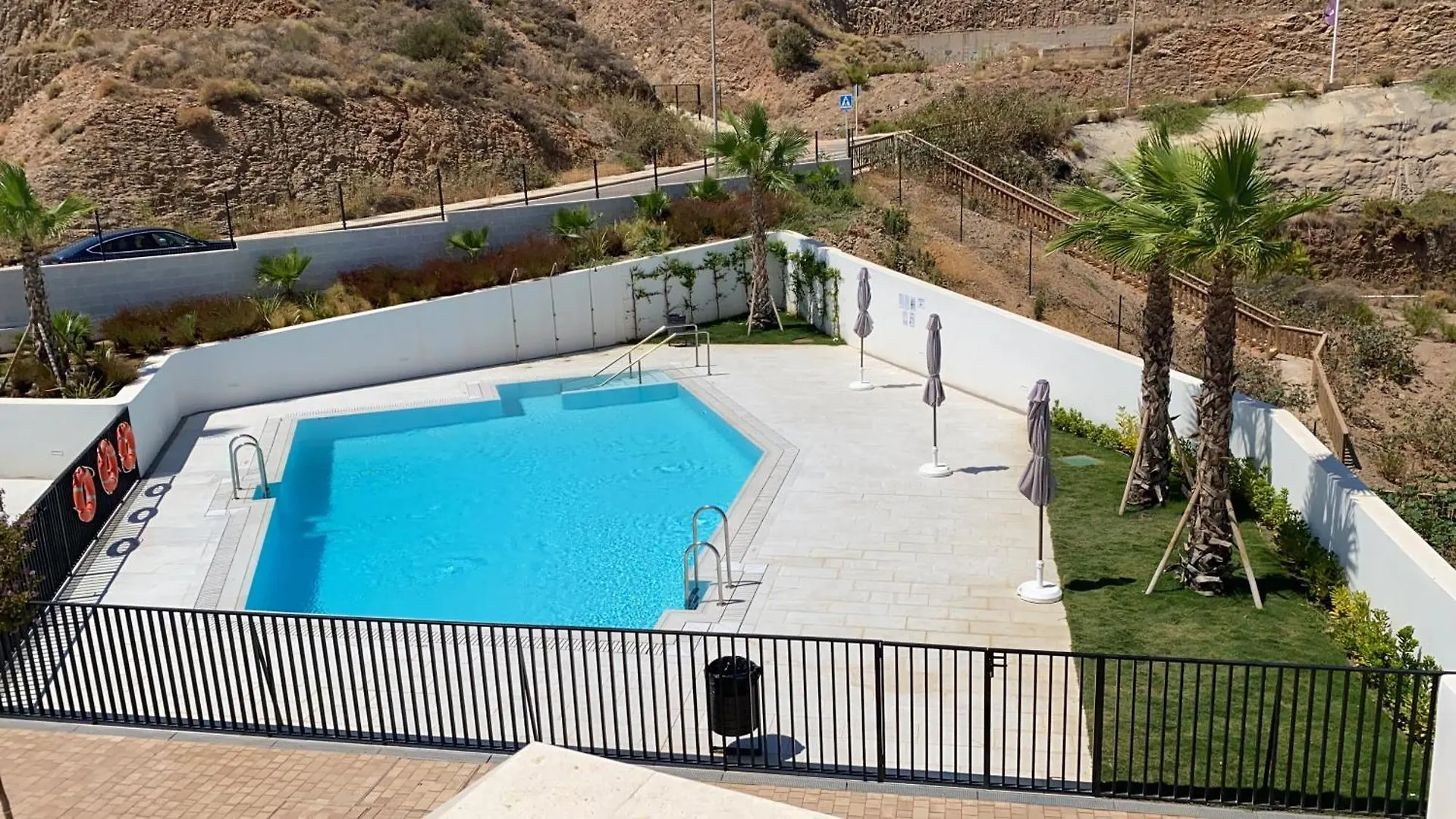Heerlijk Penthouse, Dakterras Met Prachtig Zeezicht, Kingsize Bed, Zwembad, 700M Van Strand Torre de Benagalbon 0*,  Spanje